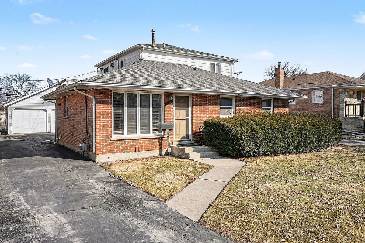 6044 Washington St, Chicago Ridge, IL 60415
